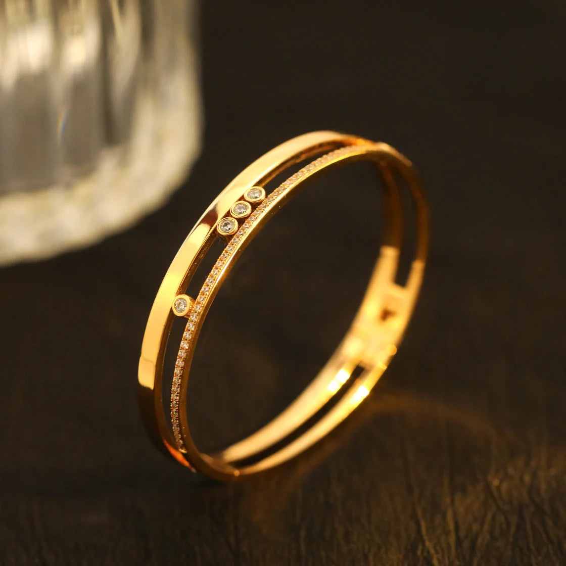 [⭐JeweliWhal]Move Romane Diamond Bangle Bracelet