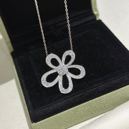 [⭐JeweliWhal]FLOWERLACE NECKLACE FULL DIAMONDS
