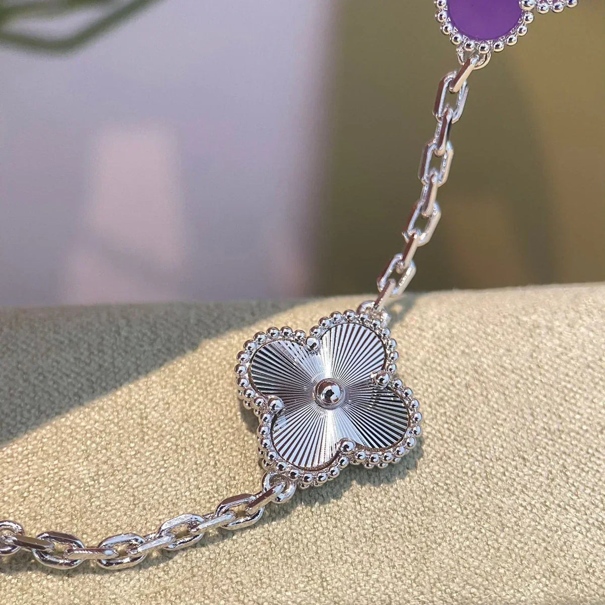[⭐JeweliWhal] CLOVER 5 MOTIF VIOLET BRACELET COLLECTION