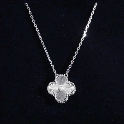 [⭐JeweliWhal]CLOVER  15MM DIAMOND LASER NECKLACE SILVER