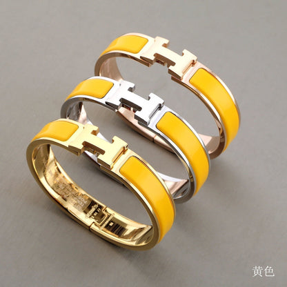 [⭐JeweliWhal]H YELLOW BRACELET