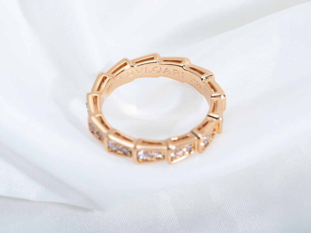 [⭐JeweliWhal]SERPENTI RING PINK GOLD DIAMOND PAVED 3MM