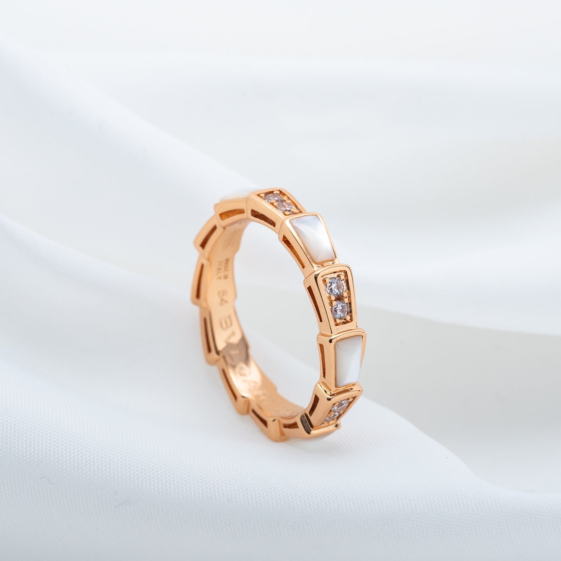 [⭐JeweliWhal]SERPENTI RING PINK GOLD DIAMOND MOP 3MM