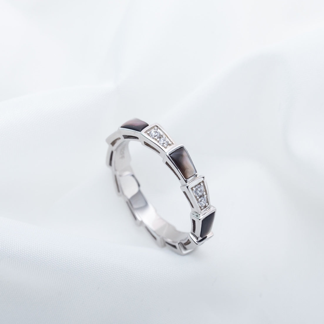 [⭐JeweliWhal]SERPENTI RING SILVER  DIAMOND BLACK MOP 3MM