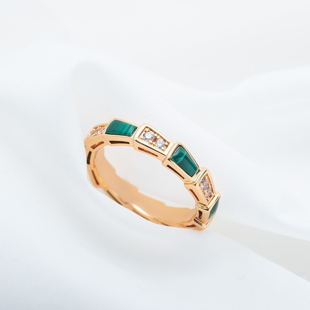 [⭐JeweliWhal]SERPENTI RING PINK GOLD MALACHITE DIAMOND 3MM