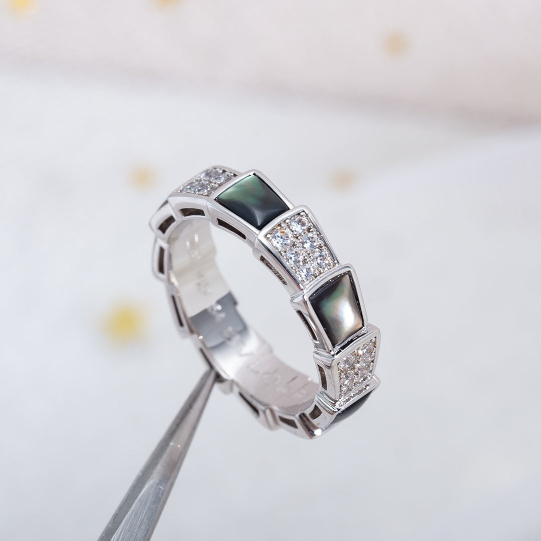 [⭐JeweliWhal]SERPENTI RING SILVER DIAMOND BLACK MOP 4MM