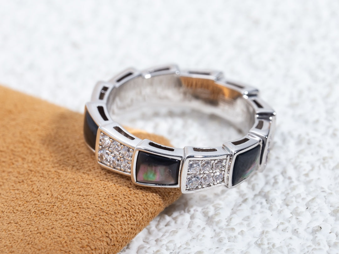 [⭐JeweliWhal]SERPENTI RING SILVER DIAMOND BLACK MOP 4MM