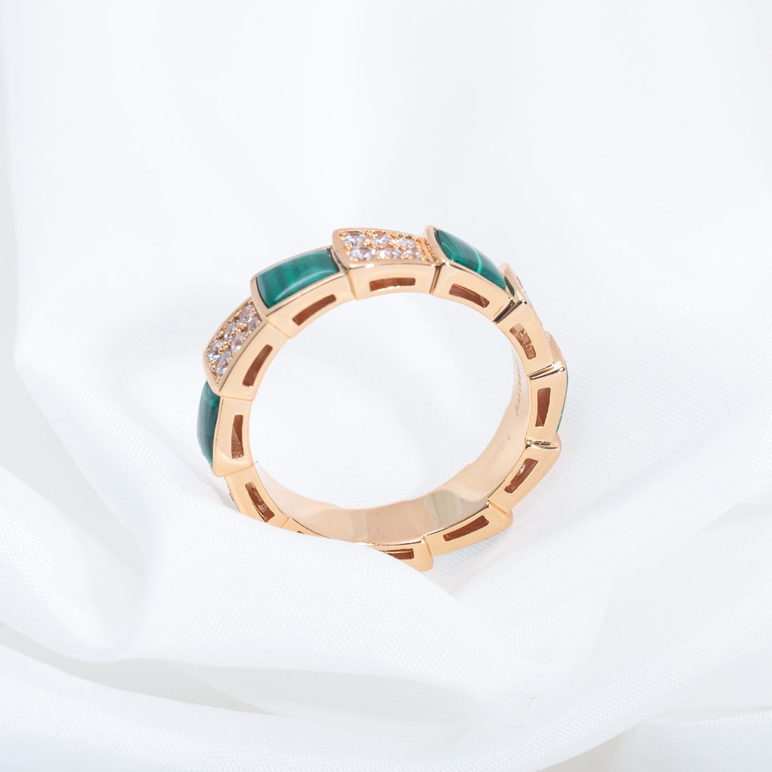 [⭐JeweliWhal]SERPENTI RING PINK GOLD MALACHITE DIAMOND PAVED 4MM