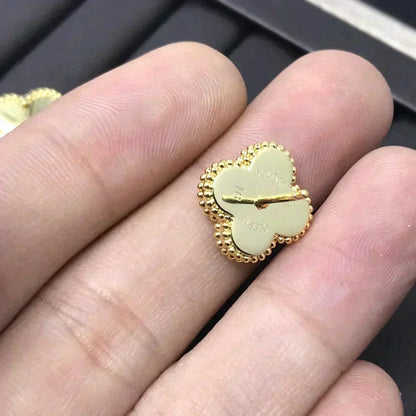 [⭐JeweliWhal]CLOVER MINI 9.5MM LASER EARRINGS