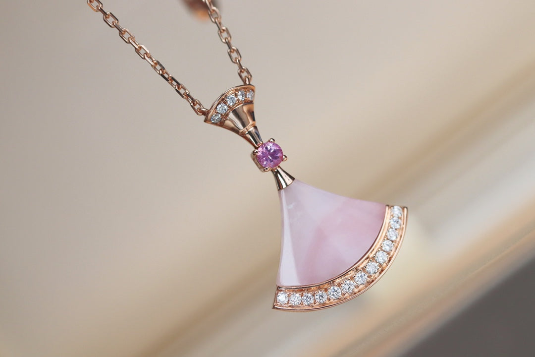 [⭐JeweliWhal]DREAM NECKLACE PINK MOP DIAMOND