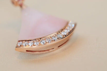 [⭐JeweliWhal]DREAM NECKLACE PINK MOP DIAMOND