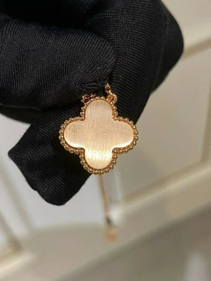 [⭐JeweliWhal]CLOVER 15MM DIAMOND RHODONITE NECKLACE