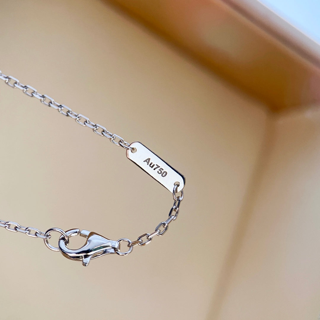 [⭐JeweliWhal]CLOVER DIAMOND NECKLACE SILVER