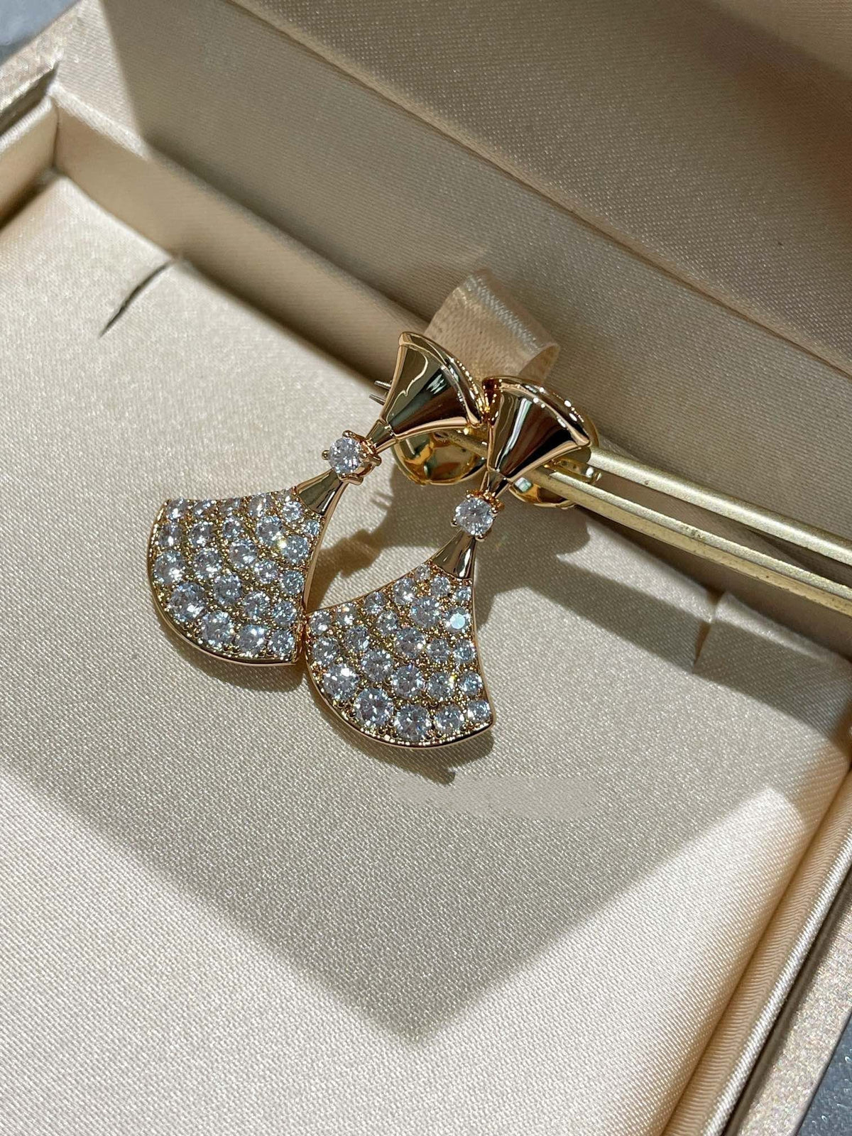 [⭐JeweliWhal]DREAM EARRINGS DIAMOND