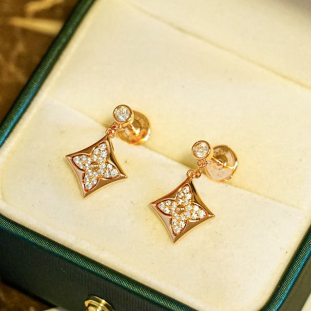 [⭐JeweliWhal]STAR DIAMONDS EARRINGS GOLD