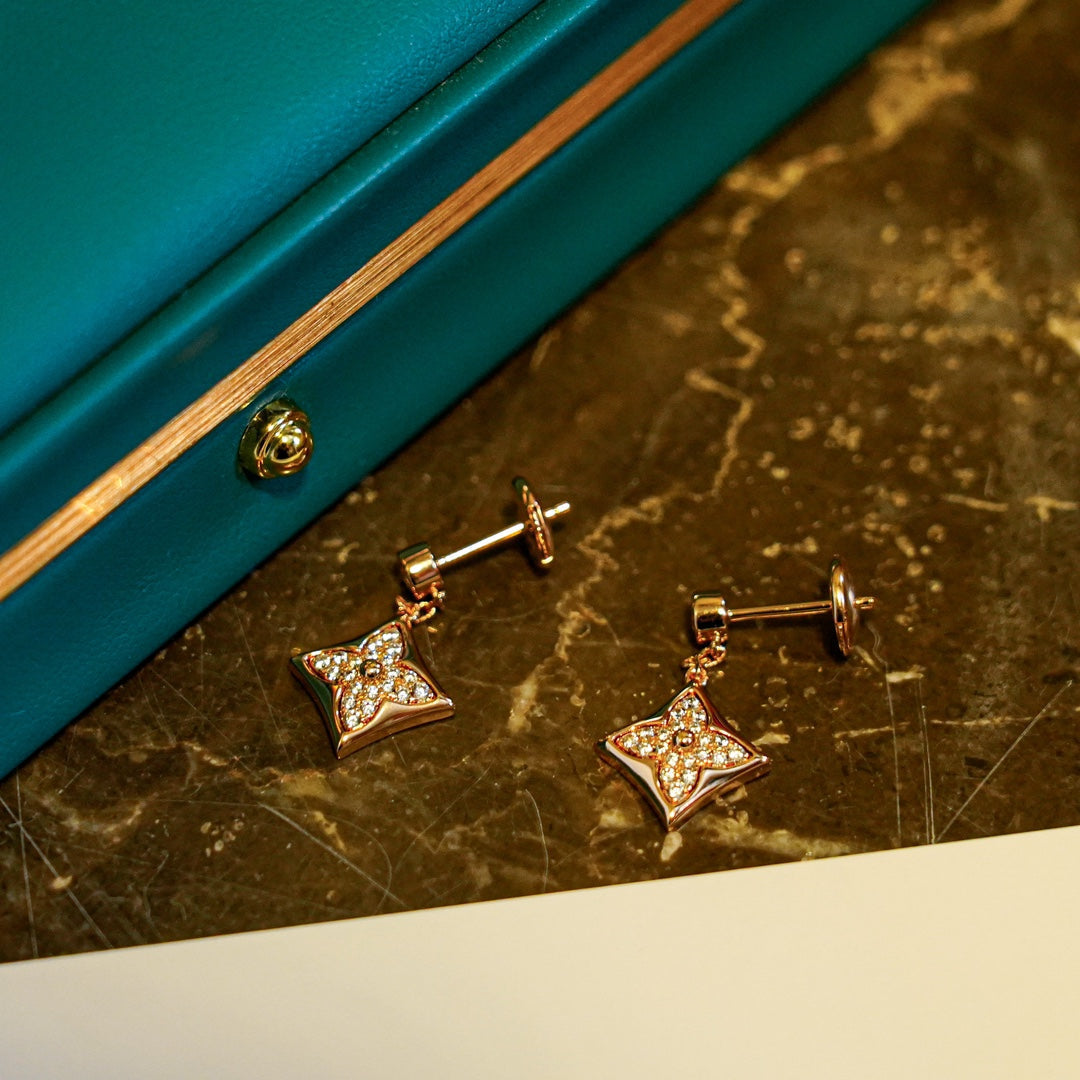 [⭐JeweliWhal]STAR DIAMONDS EARRINGS GOLD