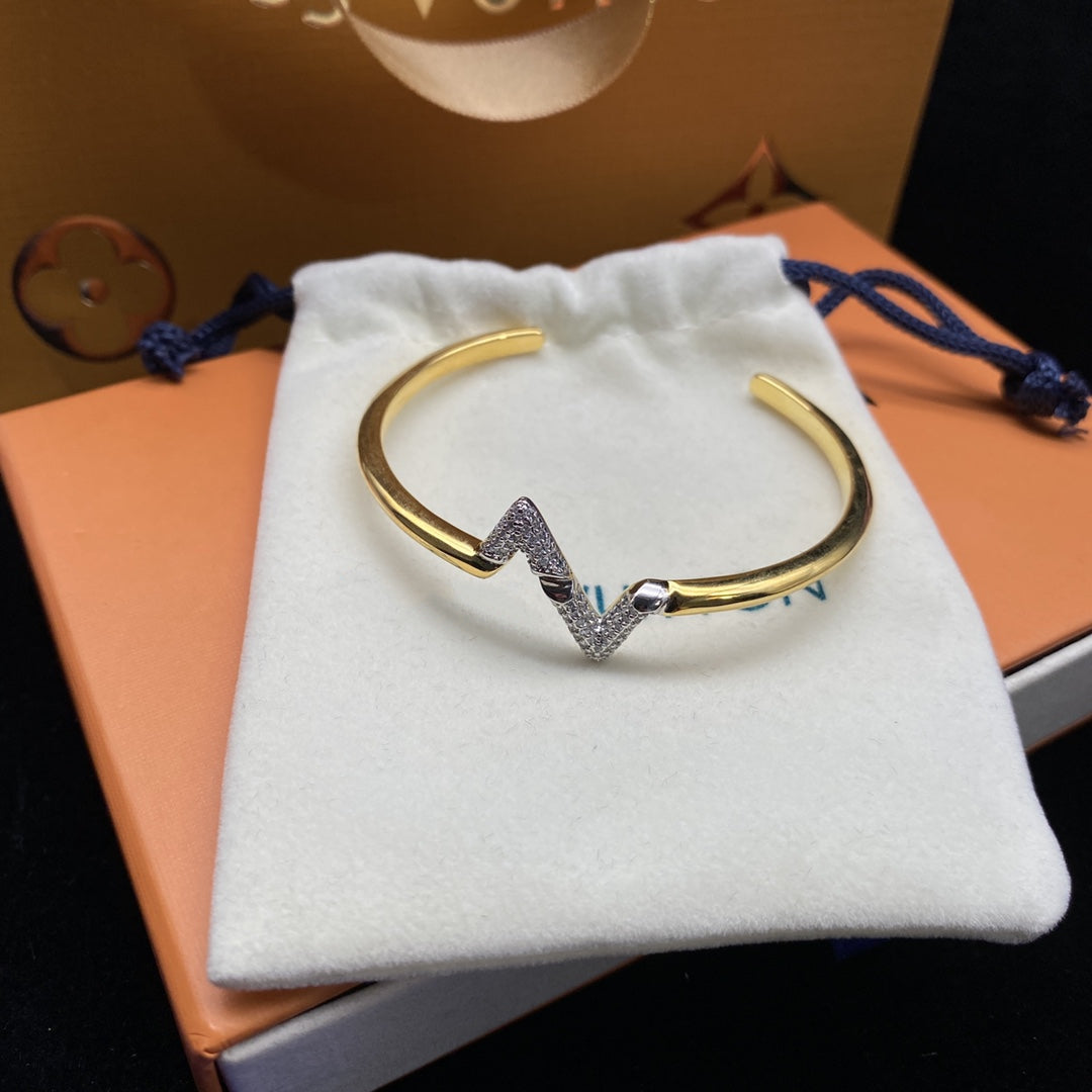 [⭐JeweliWhal]VOLTE UPSITE DOWN DIAMOND GOLD OPEN BRACELET