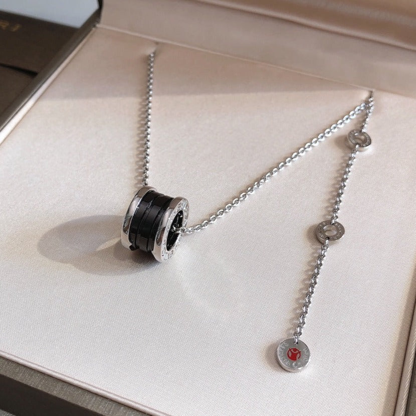 [⭐JeweliWhal]ZERO 1 BLACK CERAMIC SILVER NECKLACE