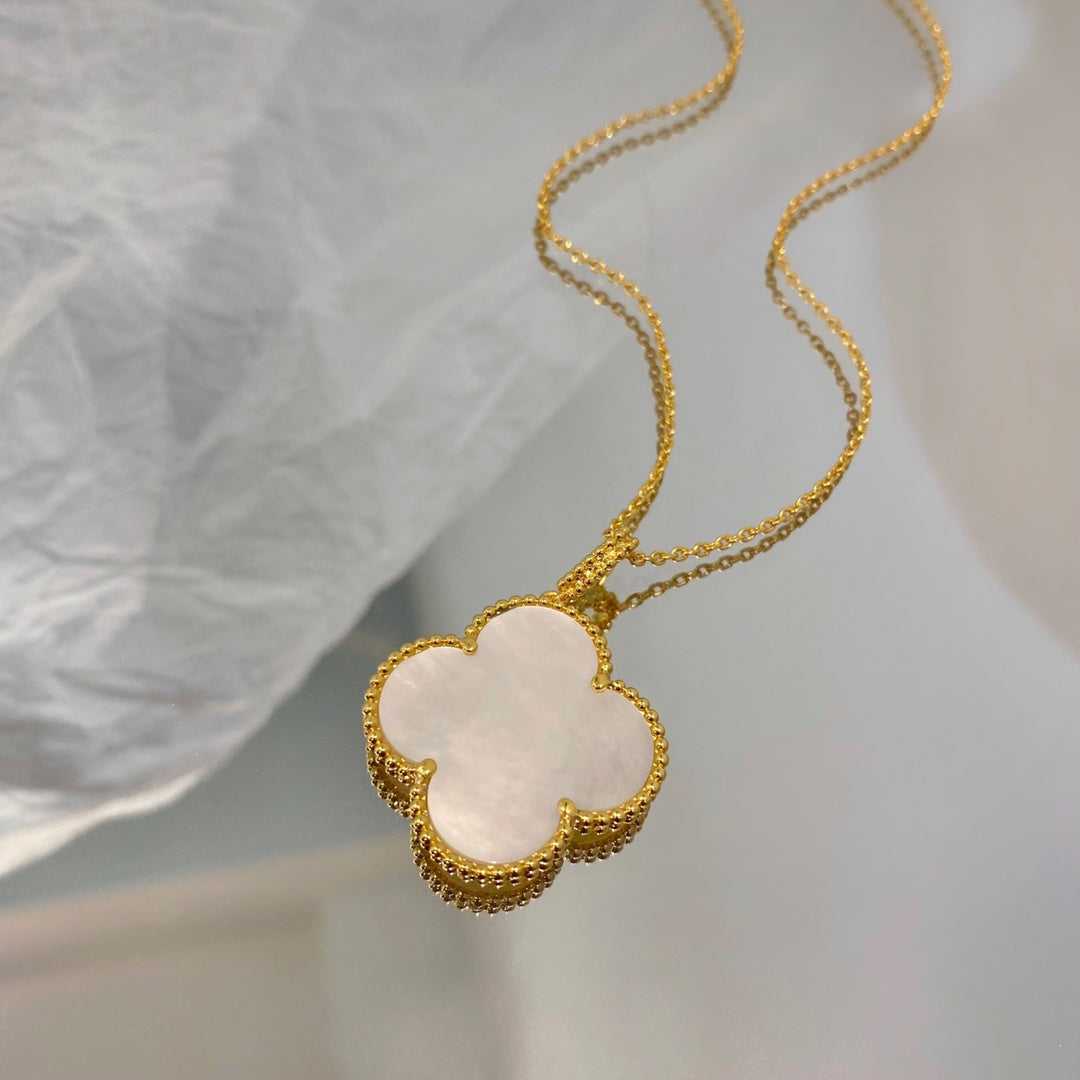 [⭐JeweliWhal]CLOVER 25MM MOP LARGE PENDANT NECKLACE