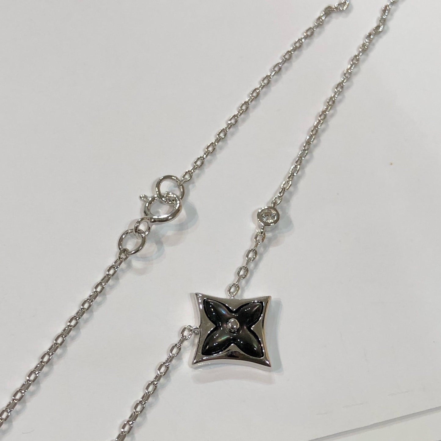 [⭐JeweliWhal]STAR BLACK MOP NECKLACE