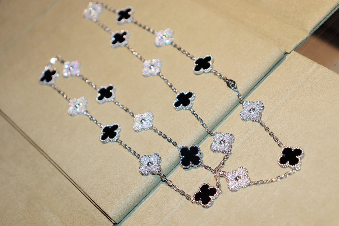 [⭐JeweliWhal]CLOVER 20 MOTIFS ONYX DIAMOND SILVER