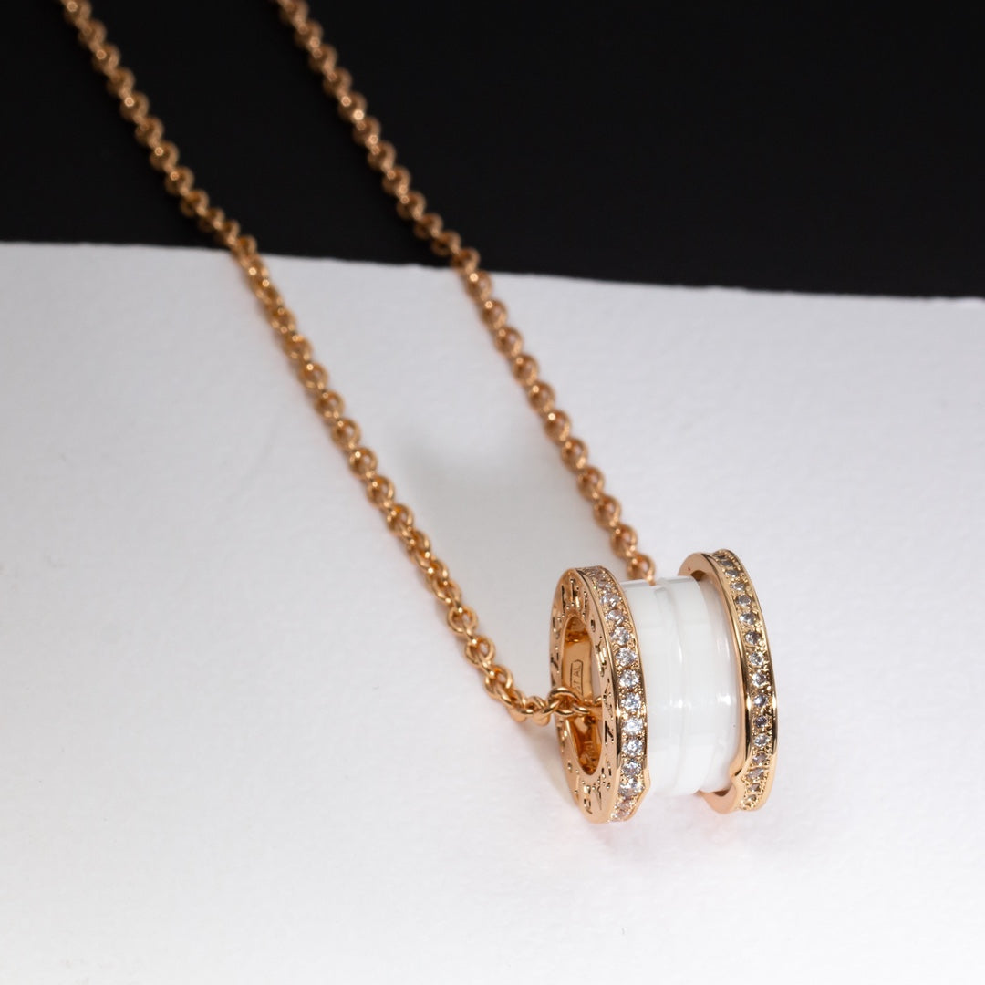 [⭐JeweliWhal]ZERO 1 WHITE CERAMIC PINK GOLD DIAMOND NECKLACE