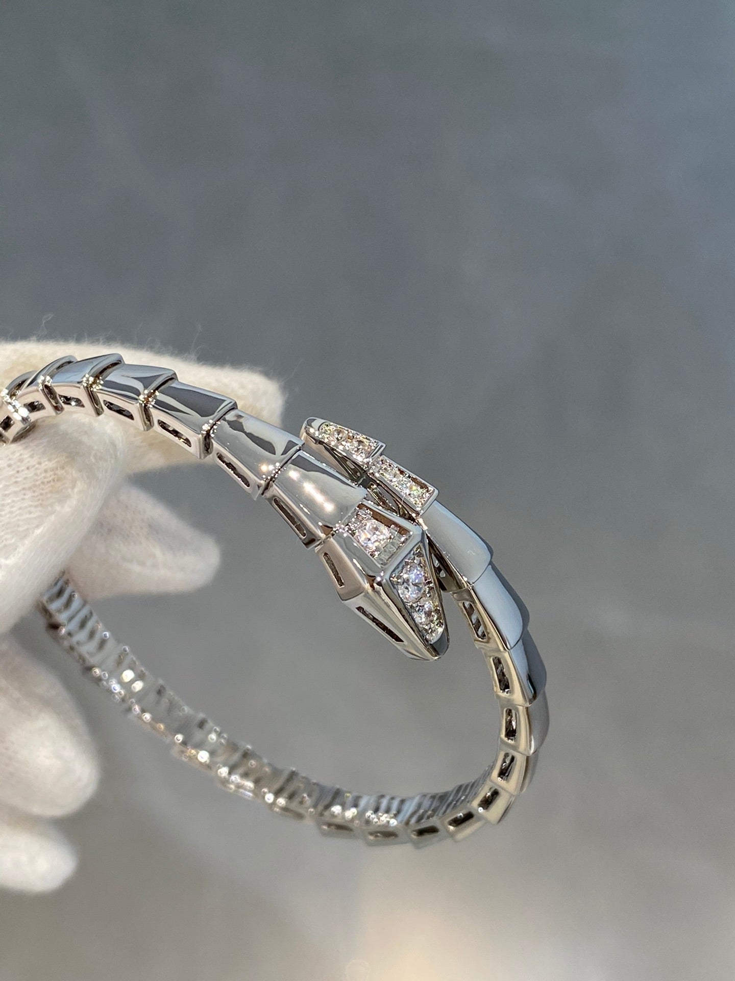 [⭐JeweliWhal]SERPENTI BRACELET DIAMONDS SILVER