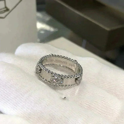 [⭐JeweliWhal]PERLEE DIAMOND RING
