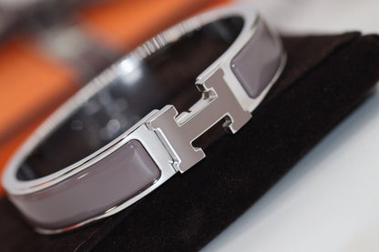 [⭐JeweliWhal]H BRACELET 12MM BROWN