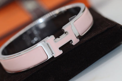 [⭐JeweliWhal]H BRACELET 12MM PINK
