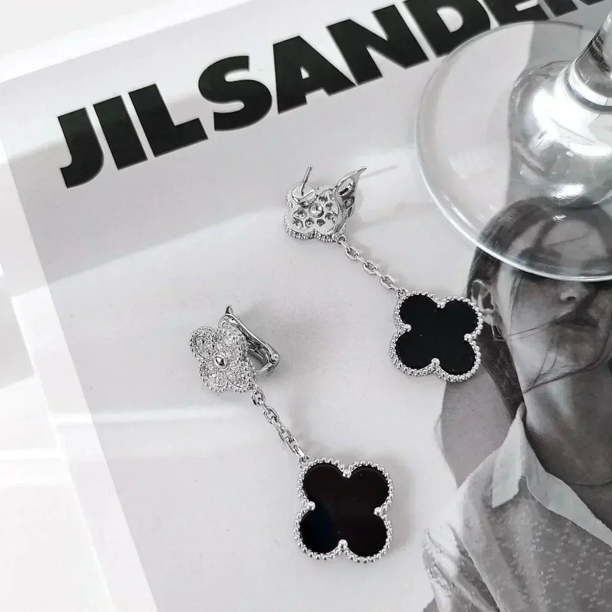 [⭐JeweliWhal]CLOVER 2 MOTIFS  DIAMOND ONYX EARRINGS SILVER