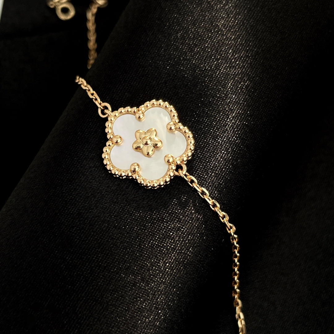 [⭐JeweliWhal]LUCKY SPRING ROSE GOLD MOP BRACELET