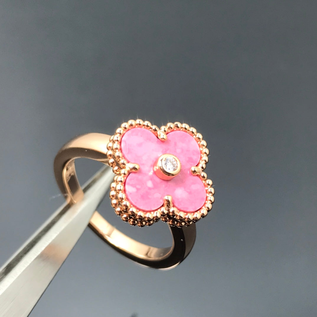 [⭐JeweliWhal]CLOVER RHODONITE ROSE GOLD RING