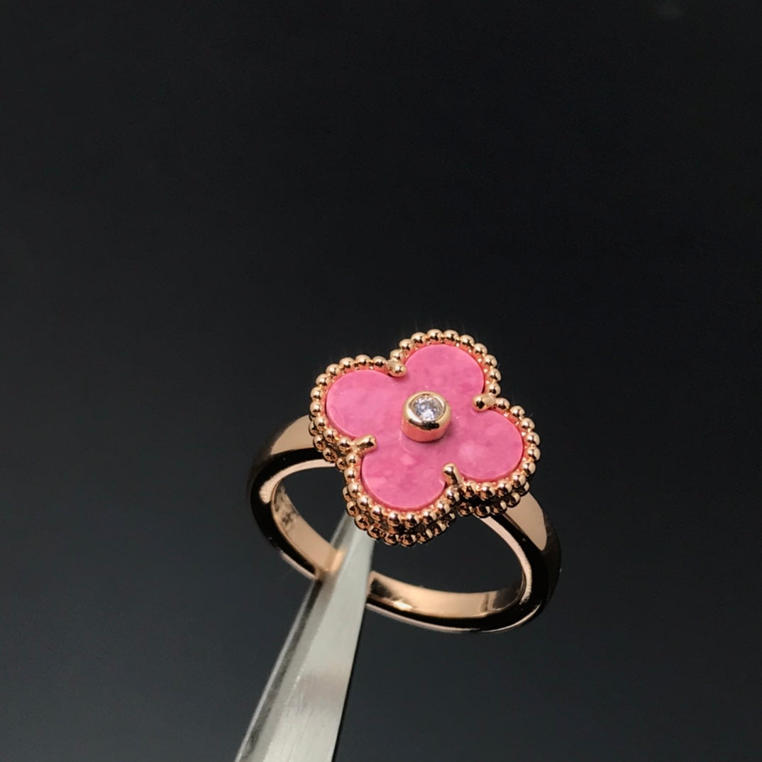 [⭐JeweliWhal]CLOVER RHODONITE ROSE GOLD RING