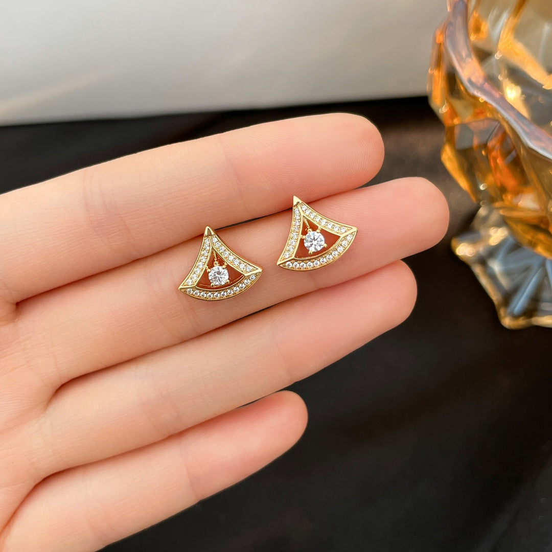 [⭐JeweliWhal]DREAM MINI DIAMOND STUD EARRINGS