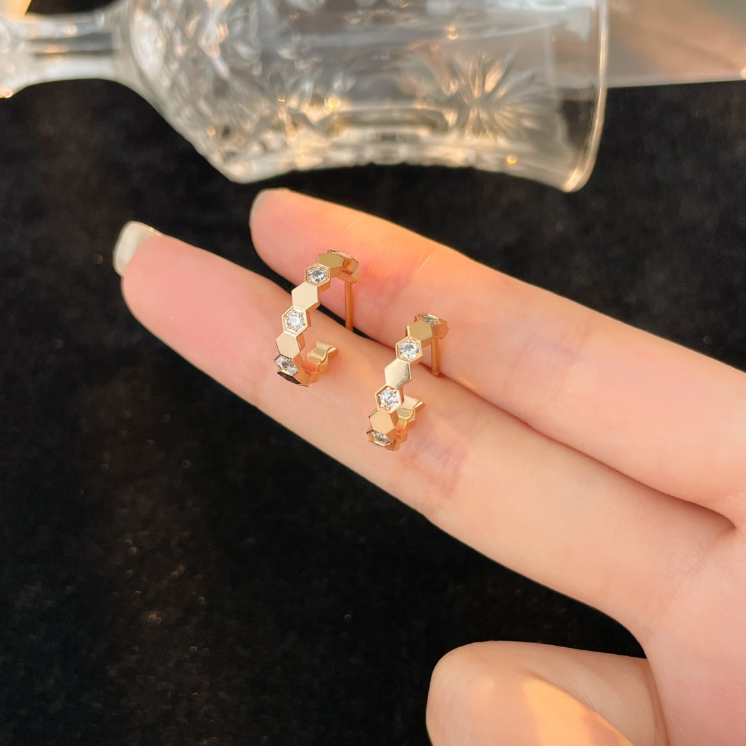 [⭐JeweliWhal]BEE LOVE DIAMOND HOOP EARRINGS