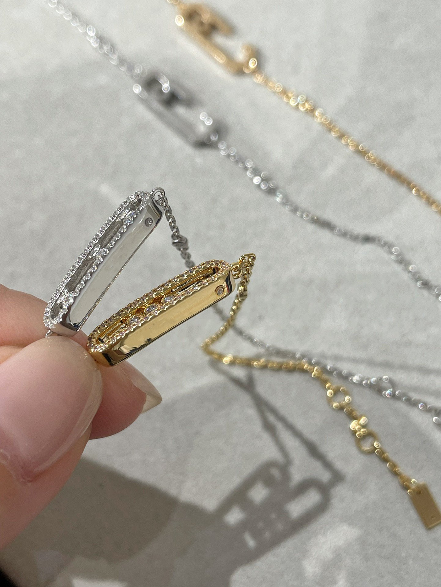 [⭐JeweliWhal]BABY MOVE DIAMOND BRACELET