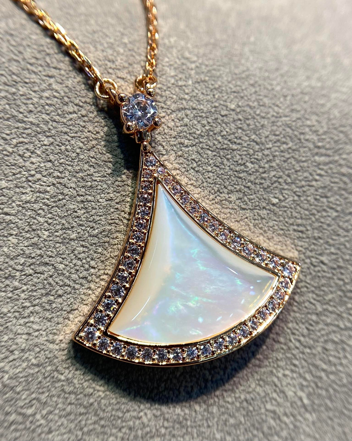 [⭐JeweliWhal]DREAM MOP DIAMOND PAVED PINK GOLD NECKLACE