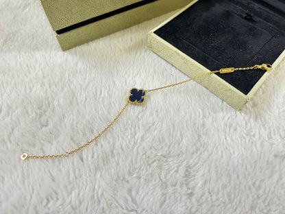 [⭐JeweliWhal]CLOVER 1 MOTIF PIETERSITE BRACELET