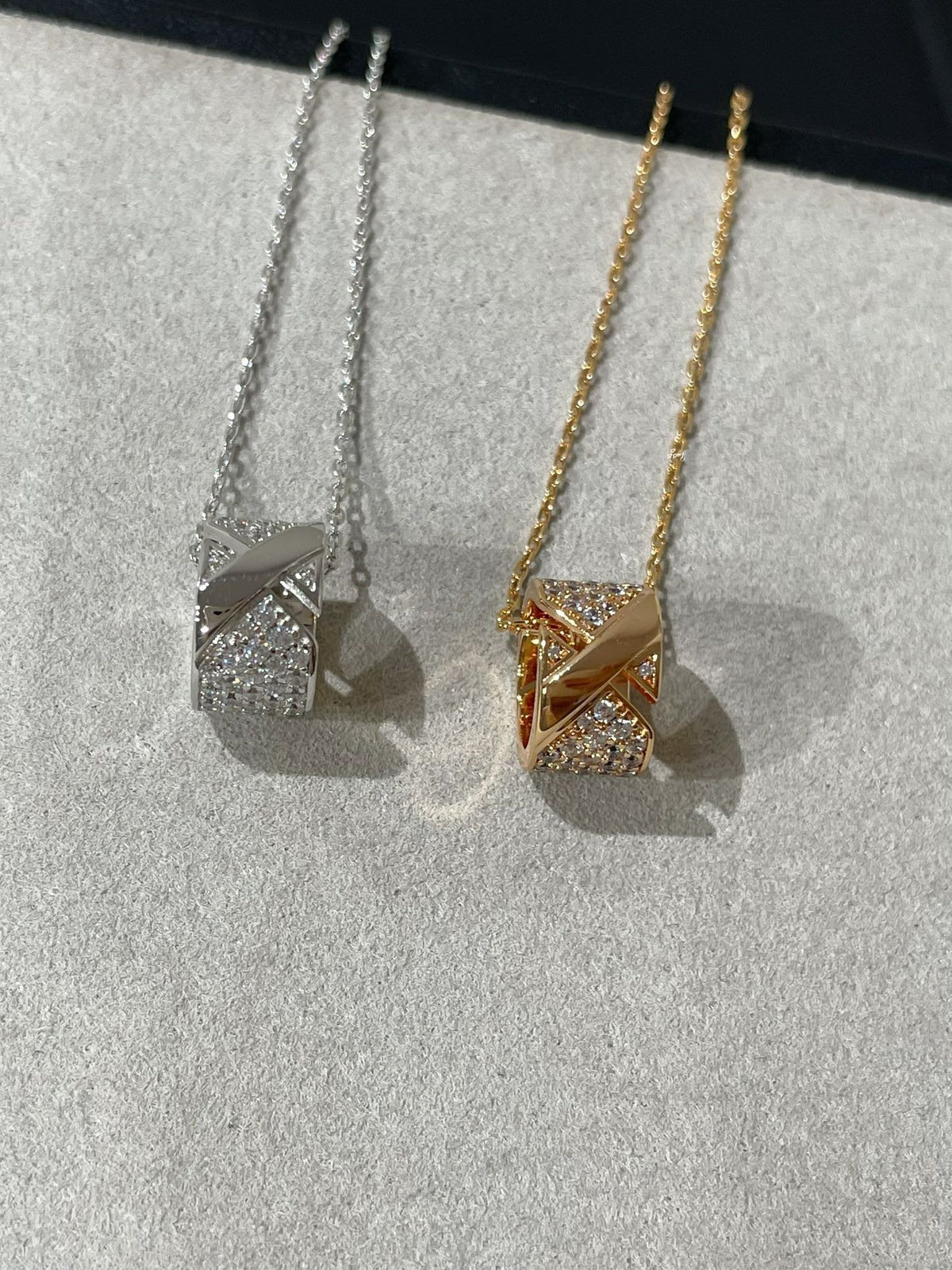 [⭐JeweliWhal]LIENS EVIDENCE DIAMOND PAVED NECKLACE