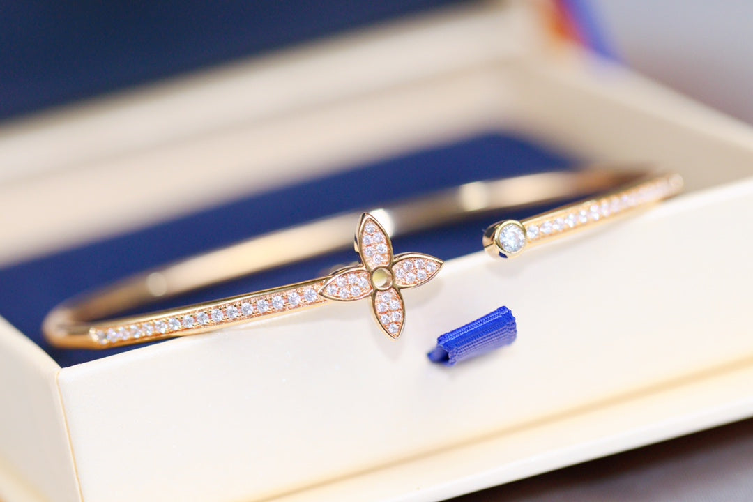 [⭐JeweliWhal]IDYLLE PINK GOLD OPEN BRACELET DIAMOND PAVED