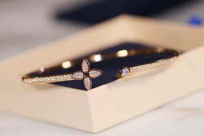 [⭐JeweliWhal]IDYLLE GOLD OPEN BRACELET DIAMOND PAVED