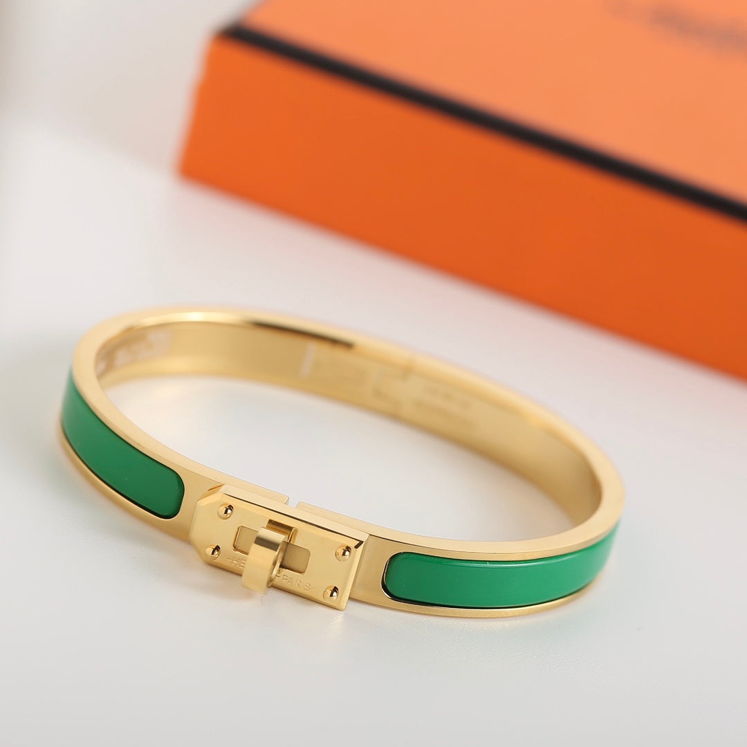 [⭐JeweliWhal]HM KELLY GREEN BRACELET