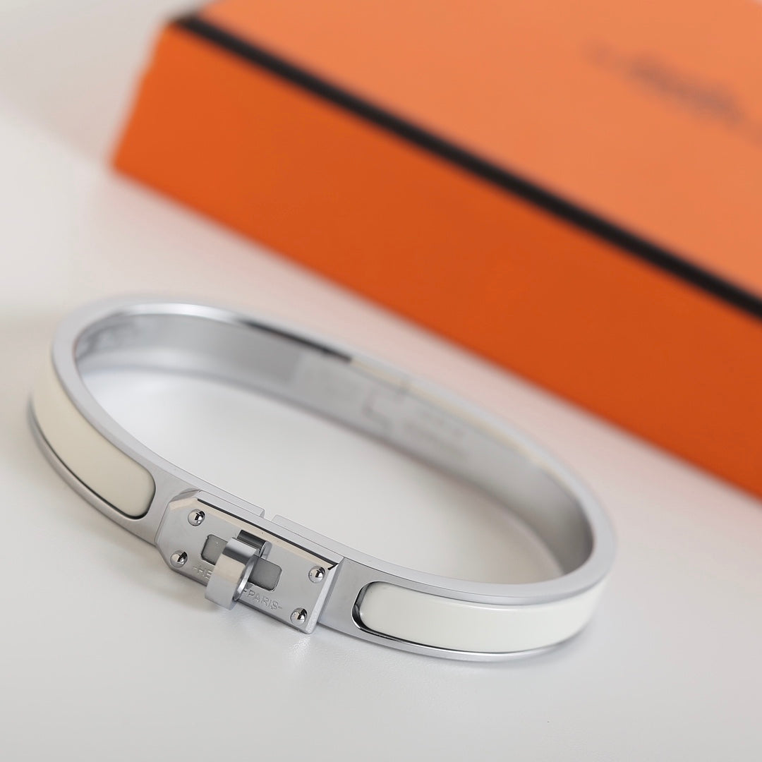 [⭐JeweliWhal]HM KELLY WHITE BRACELET