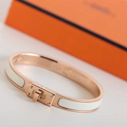 [⭐JeweliWhal]HM KELLY WHITE BRACELET