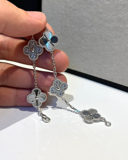 [⭐JeweliWhal] CLOVER 5 MOTIF LASER BRACELET COLLECTION