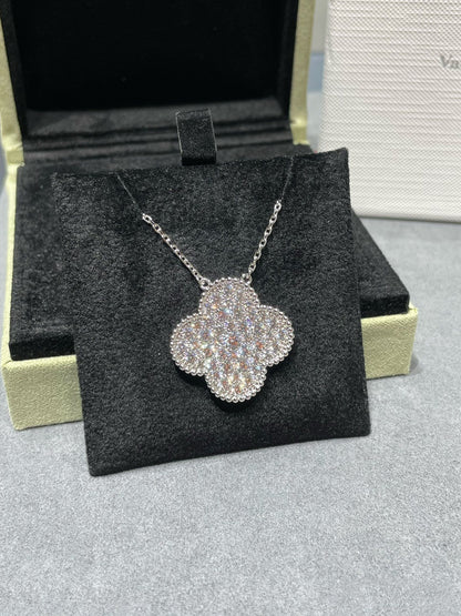 [⭐JeweliWhal]CLOVER 25MM LARGE PENDANT DIAMOND PAVED SILVER NECKLACE