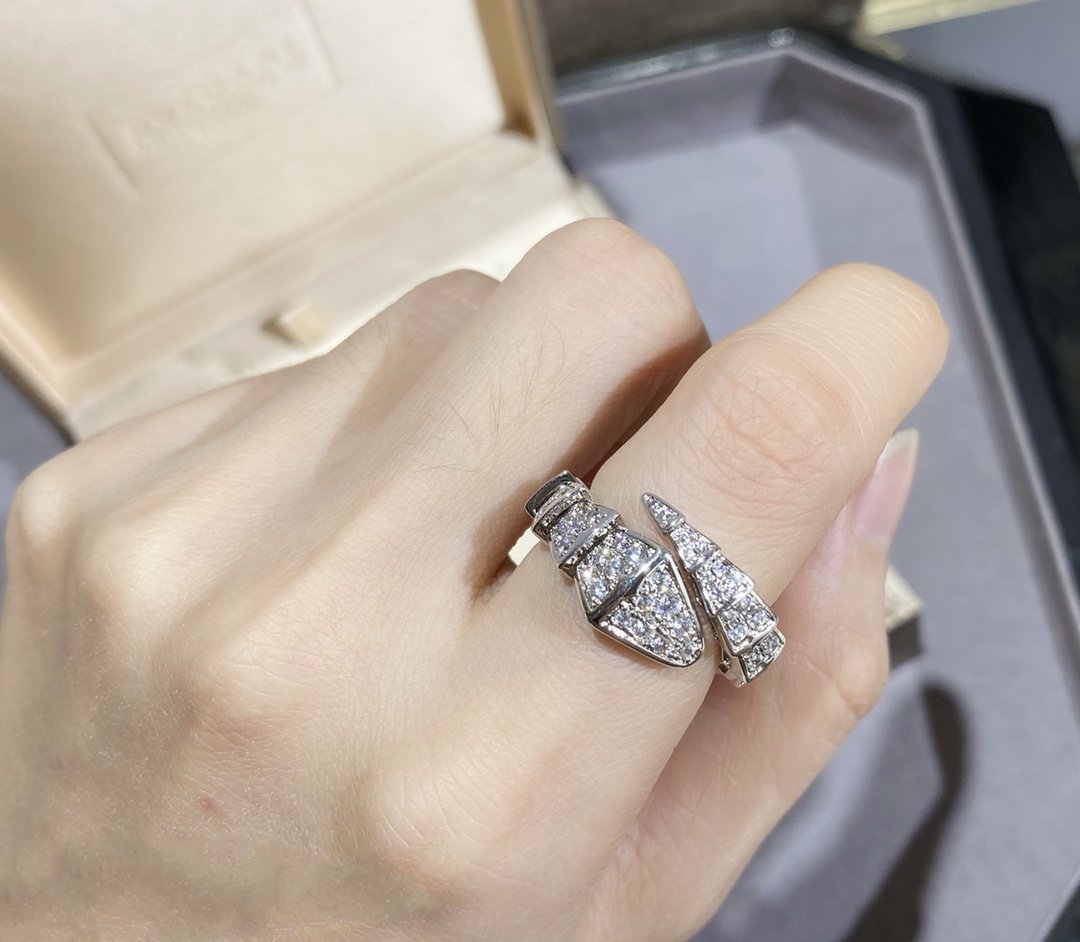 [⭐JeweliWhal]SERPENTI LARGE RING SILVER DIAMOND PAVED