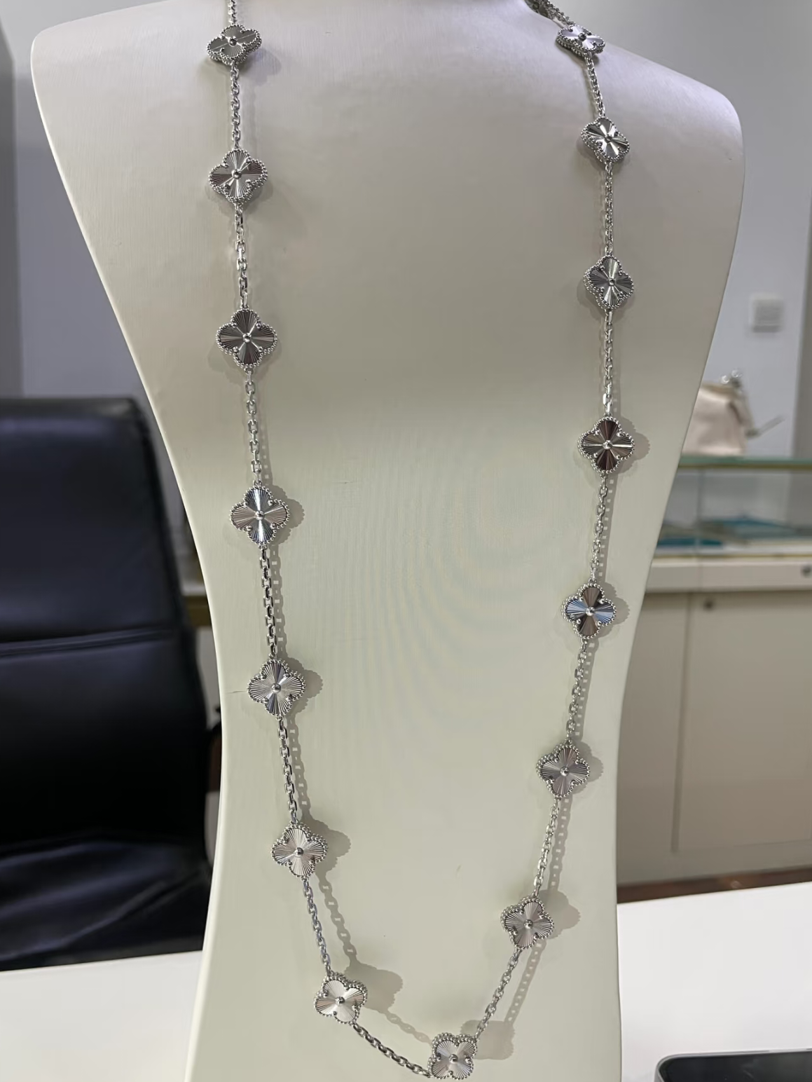 [⭐JeweliWhal]CLOVER 20 MOTIFS SILVER LASER