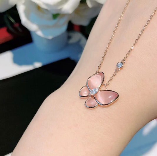 [⭐JeweliWhal]BUTTERFLY PINK MOTHER-OF-PEARL DIAMOND NECKLACE